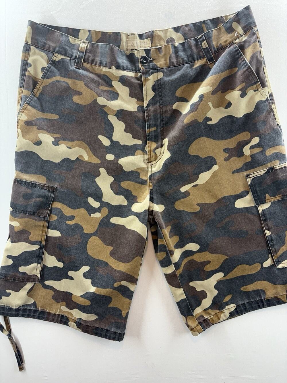 Access Camo Cargo Shorts Men’s Size 44 Big & Tall Camouflage‎ Jorts